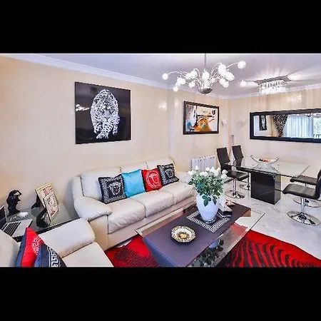 Διαμέρισμα Extraordinary Modern